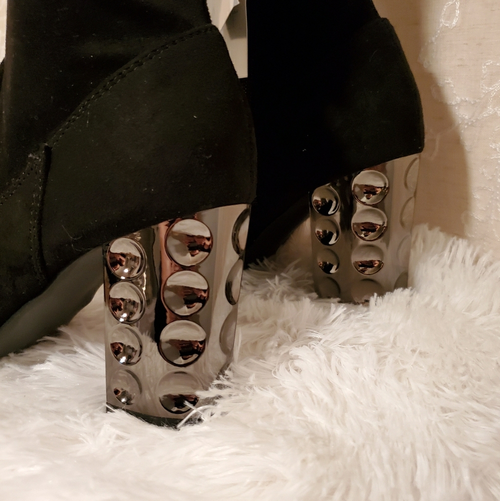 NEW Black over-the-knee boots by Carlos Santana